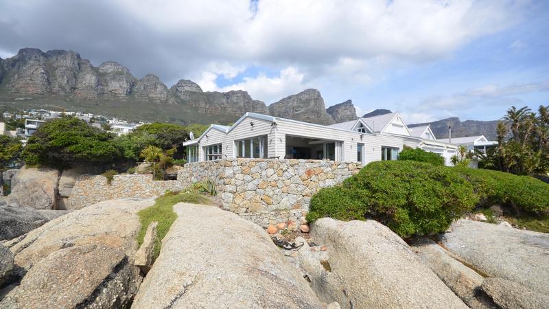 4 Bedroom Property for Sale in Camps Bay Western Cape